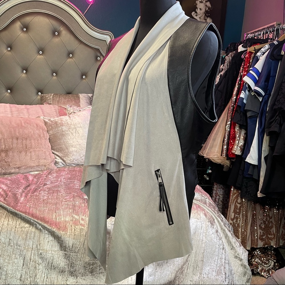 Be By Blanc Noir Blvd Back & Grayish Color Front Size XL